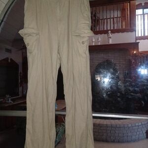 Roundtree & Yorke Men's Cargo Pants - Tan